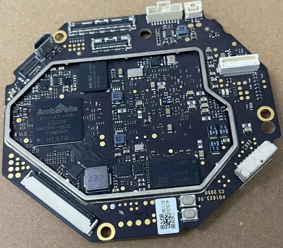 What Does the DJI Drone Circuit Board Look Like? Let's Take a Look