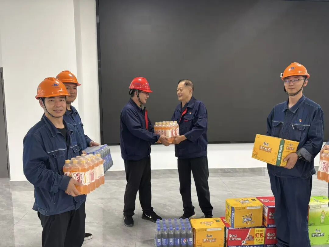 Support for Frontline Workers During C-Level Maintenance