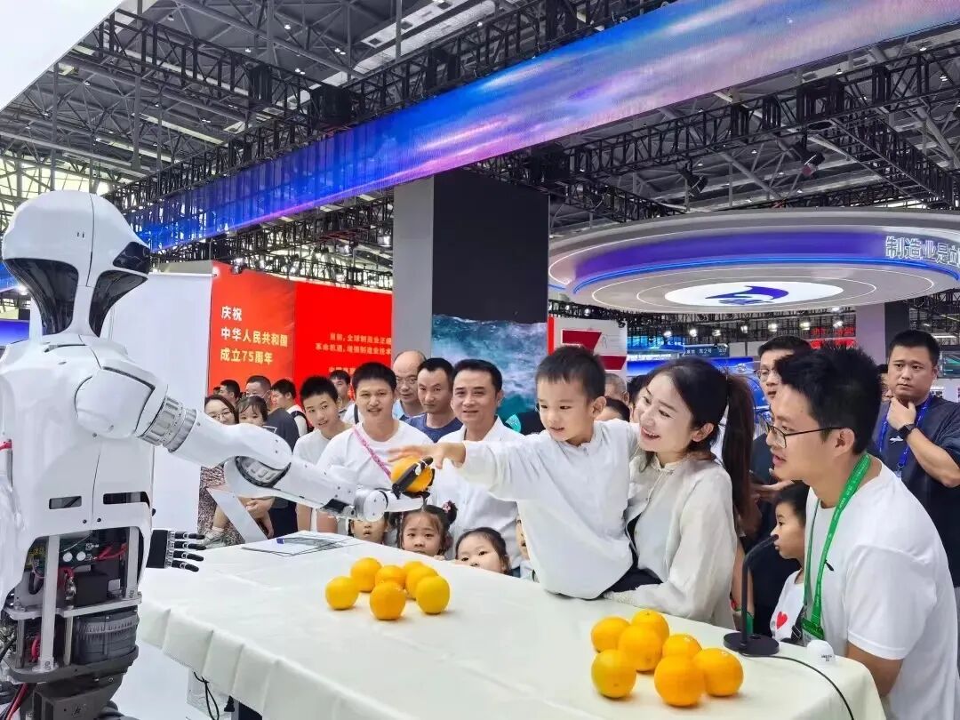 The Four Major AI Robot Exhibitions in China: World Artificial Intelligence Conference, High-Tech Fair, World Robot Conference, and World Manufacturing Conference