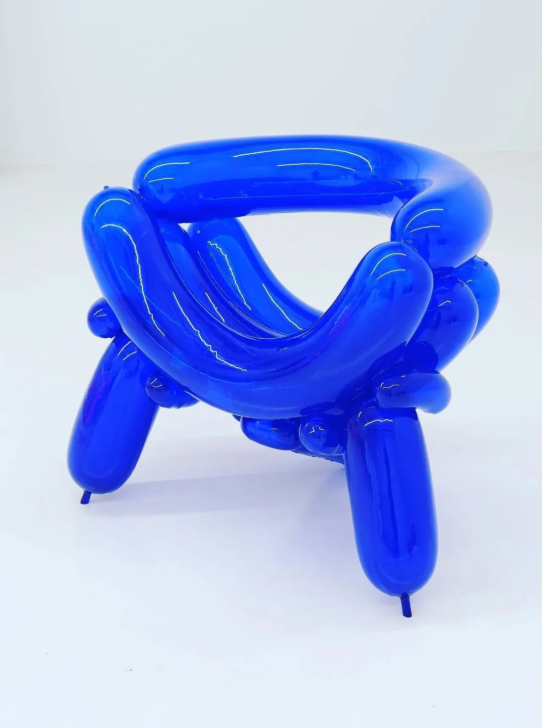 Daily Uart Illustration | Balloon Chair
