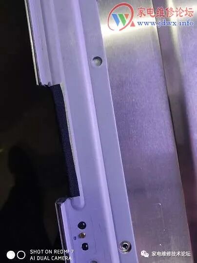 Replacing an LED with an LCD Screen: A Case Study of Toshiba 46KL100C