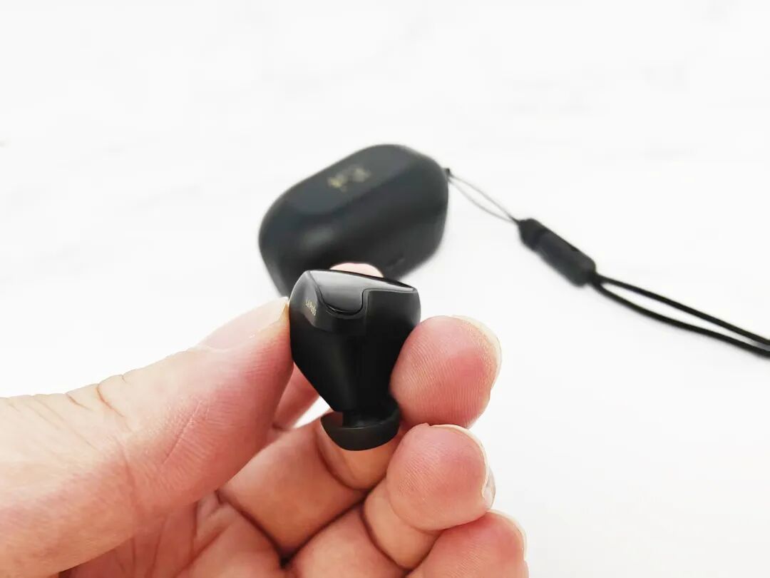 Top Five Bluetooth Headphones: Bestsellers of 2025 with Remarkable Sound Quality and Noise Cancellation!