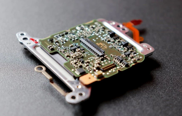 Career Development for PCB Engineers: Technical Expertise or Management Advancement?