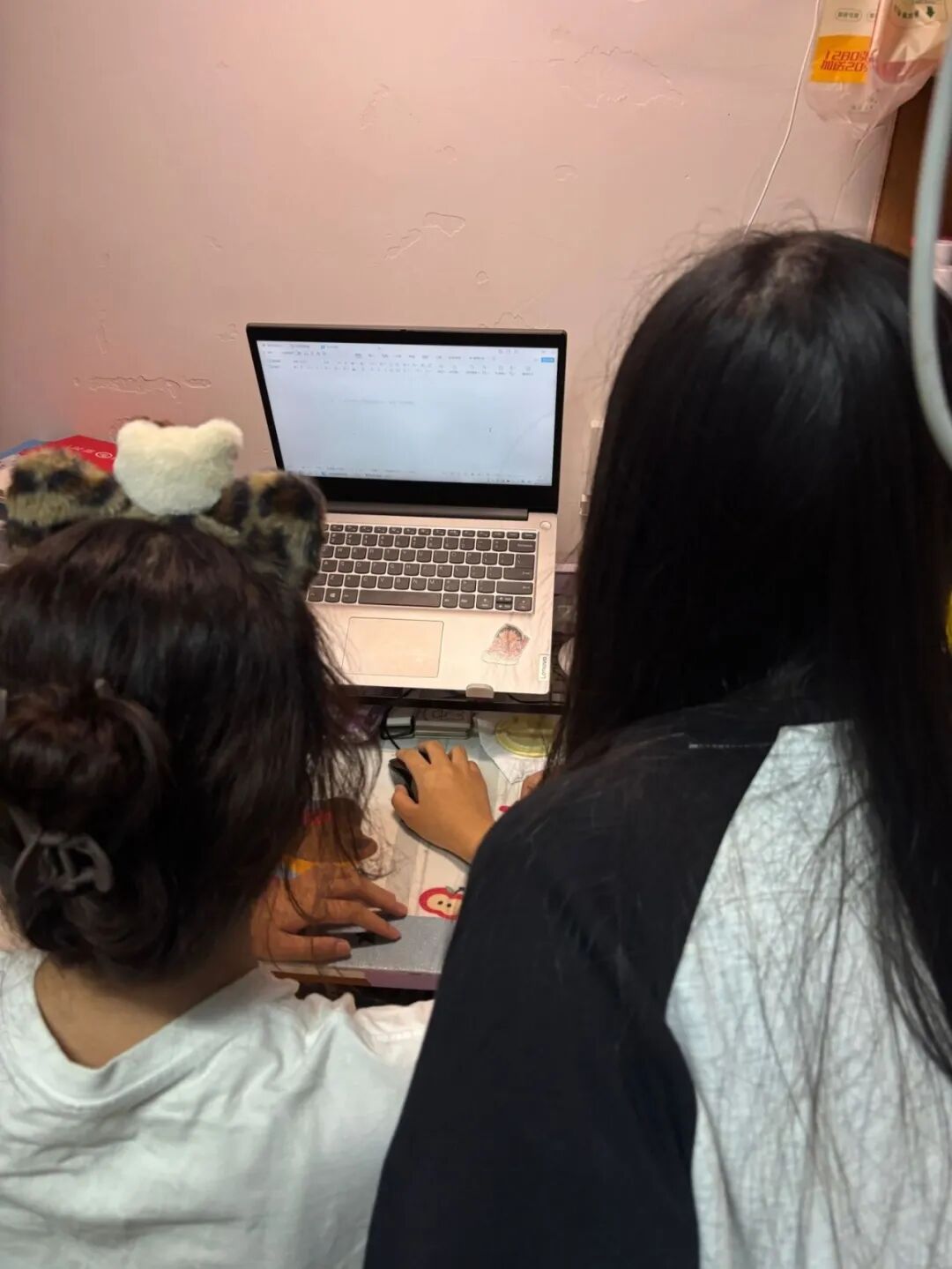 Campus Bluetooth Connected: This Freshman Exclusive 'Pairing Guide' Helps You Quickly Integrate into Campus Life