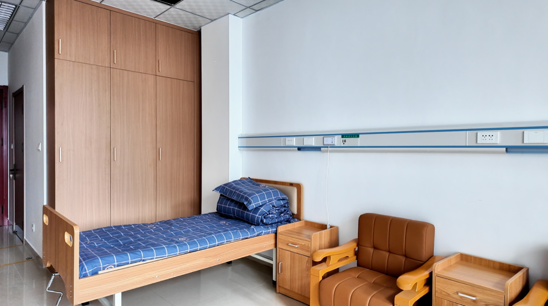 Community Elderly Care Weaves a "Happiness Network" with Embedded Services in Taibai Lake New District