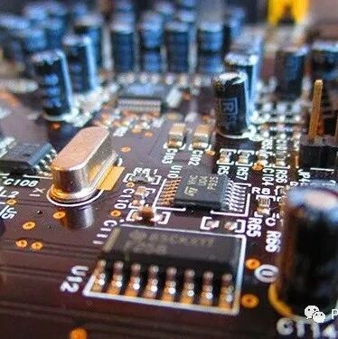 Four Common Types of PCB Materials and Factors to Consider in Processing