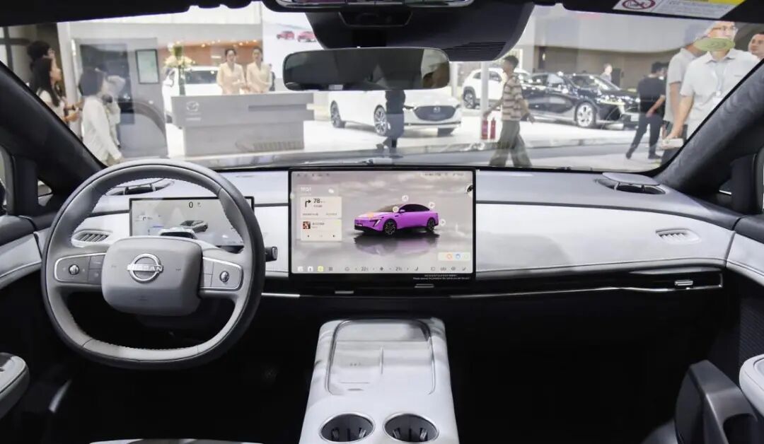 Bluetooth Key Sensitivity Issues: Awkward Moments by the Car