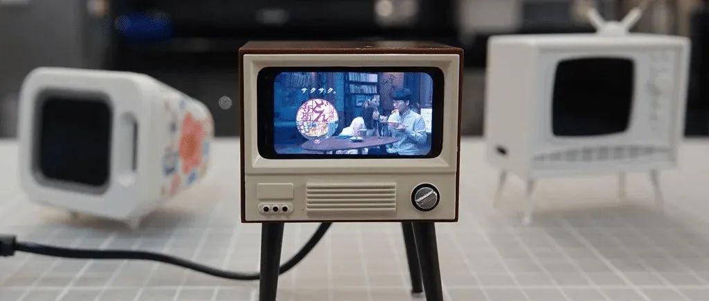 Transforming Photos into Stunning Line Art, Dissolvable 3D Printed Circuit Boards, n8n Smart Terminal | DF Maker Weekly (Issue 143)