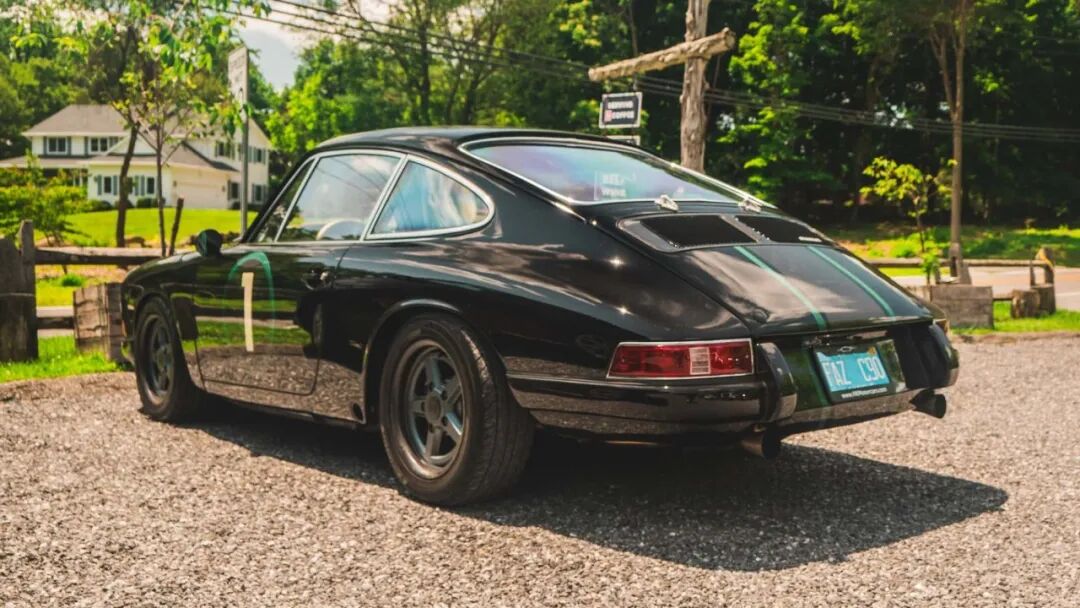 The Allure of Lightweight Design: How the 1966 Porsche 912C Defied Physical Constraints