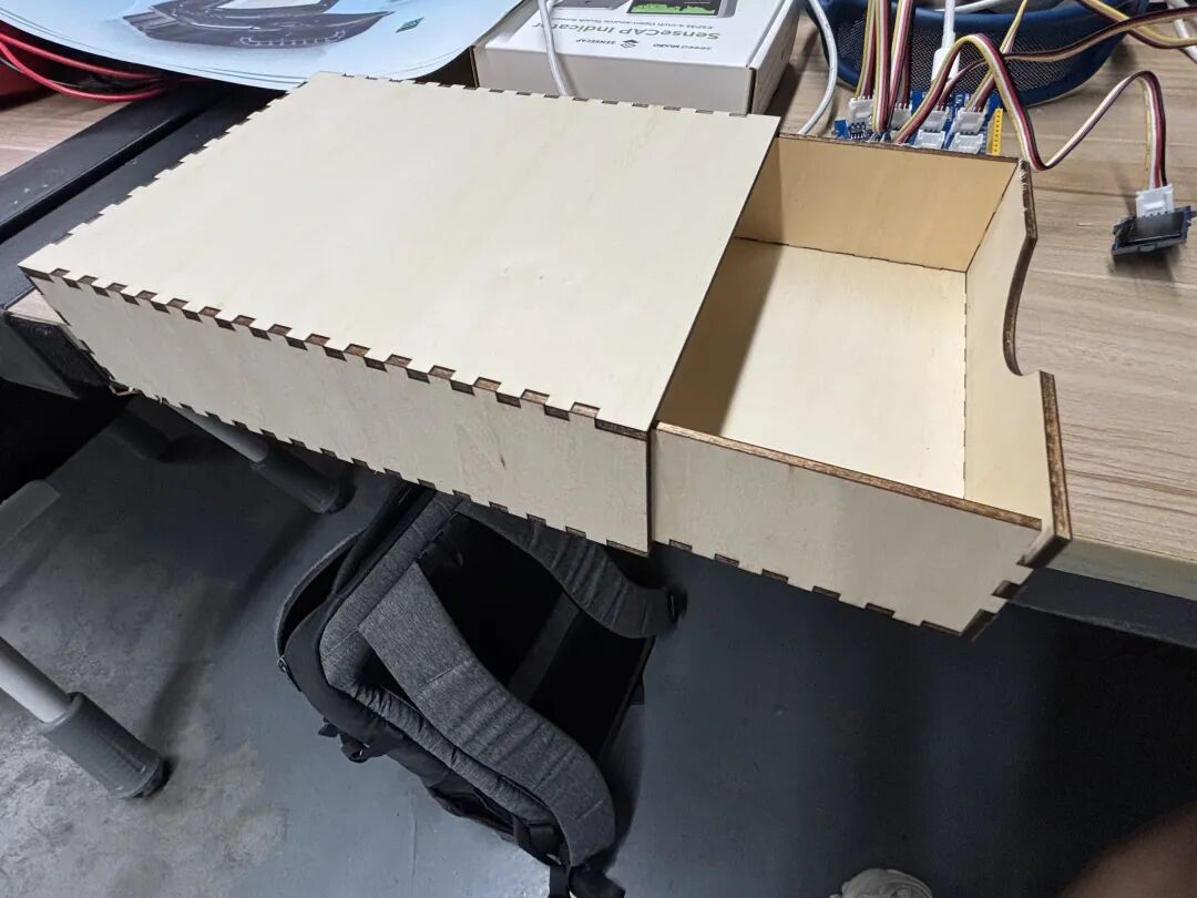 Maker Project Showcase | Smart Light Reminder System Based on Arduino and XIAO
