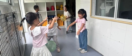 Everyday Life | When the Teacher Disappears from the Center Stage