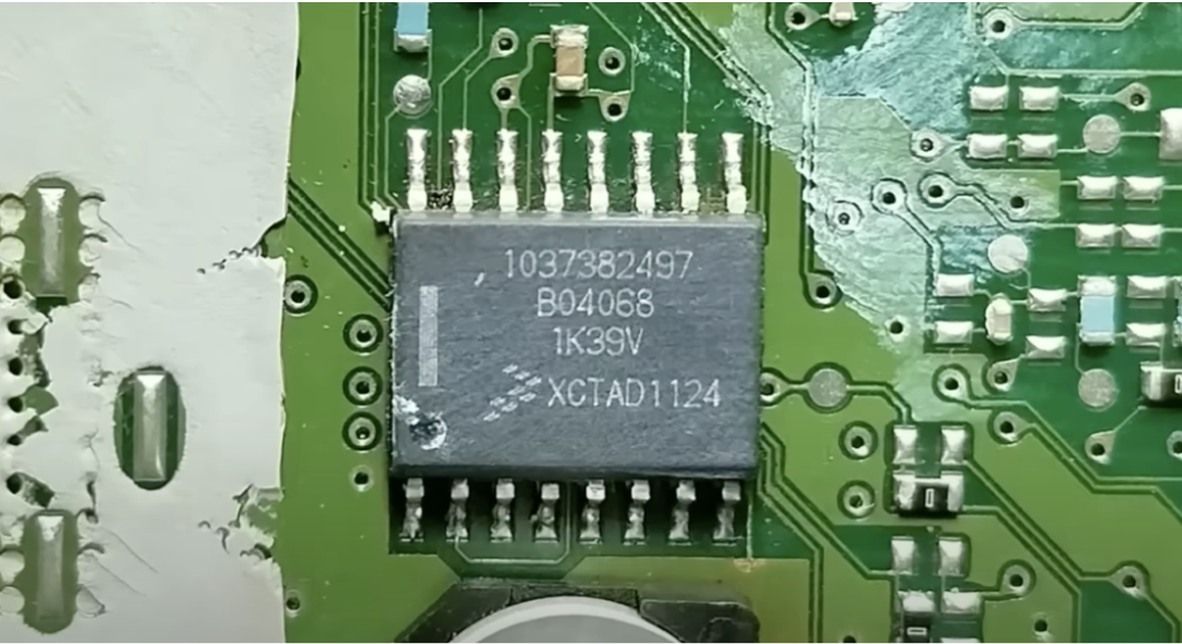 Dissecting the ECU of Kia and Hyundai: Understanding the Function of Each Chip