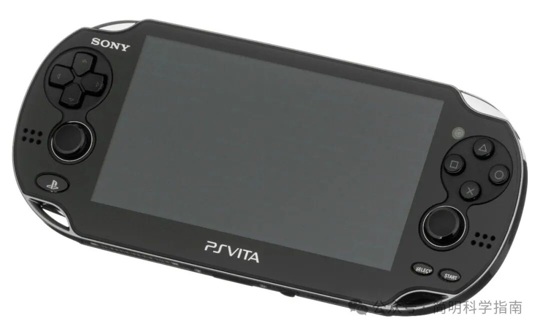 Comparison of Android and Linux Handheld Game Consoles: A New Toy for Middle-Aged Gamers?