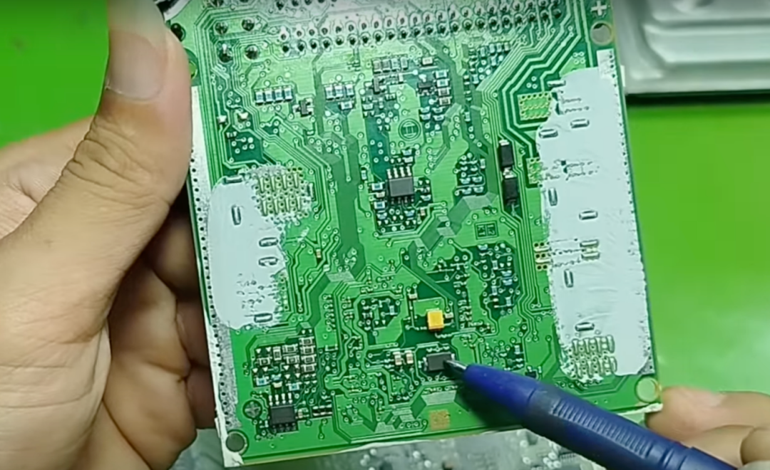 Dissecting the ECU of Kia and Hyundai: Understanding the Function of Each Chip