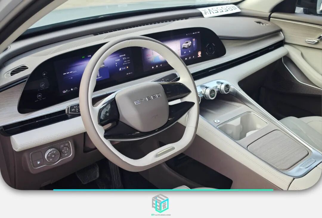 Upgraded Electric Range and Excellent Driving Performance: Test Drive Experience of the Starway Yaoguang C-DM Global Version