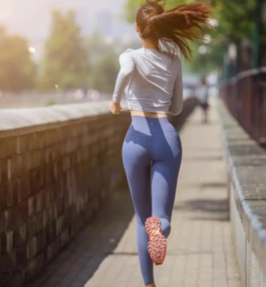 The Most Intense Discipline in the Running Community of 2025: I Outran Anxiety by Removing My Smartwatch!