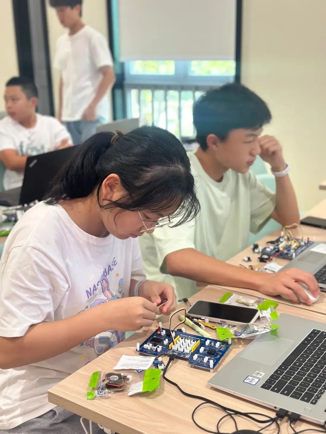 Successful Conclusion of the AIRS 2025 Youth AI Maker Summer Camp!