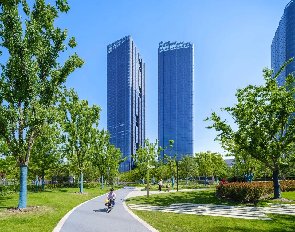 Zhenru Zhonghai Center Complex in Shanghai | SOM