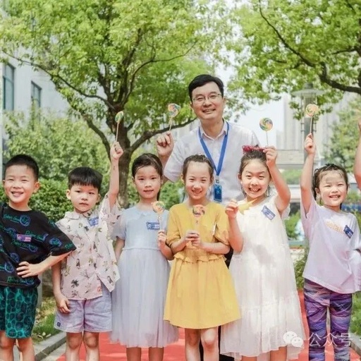 Galaxy Experimental Primary School: A New Educational Ecosystem Under AI Starlight