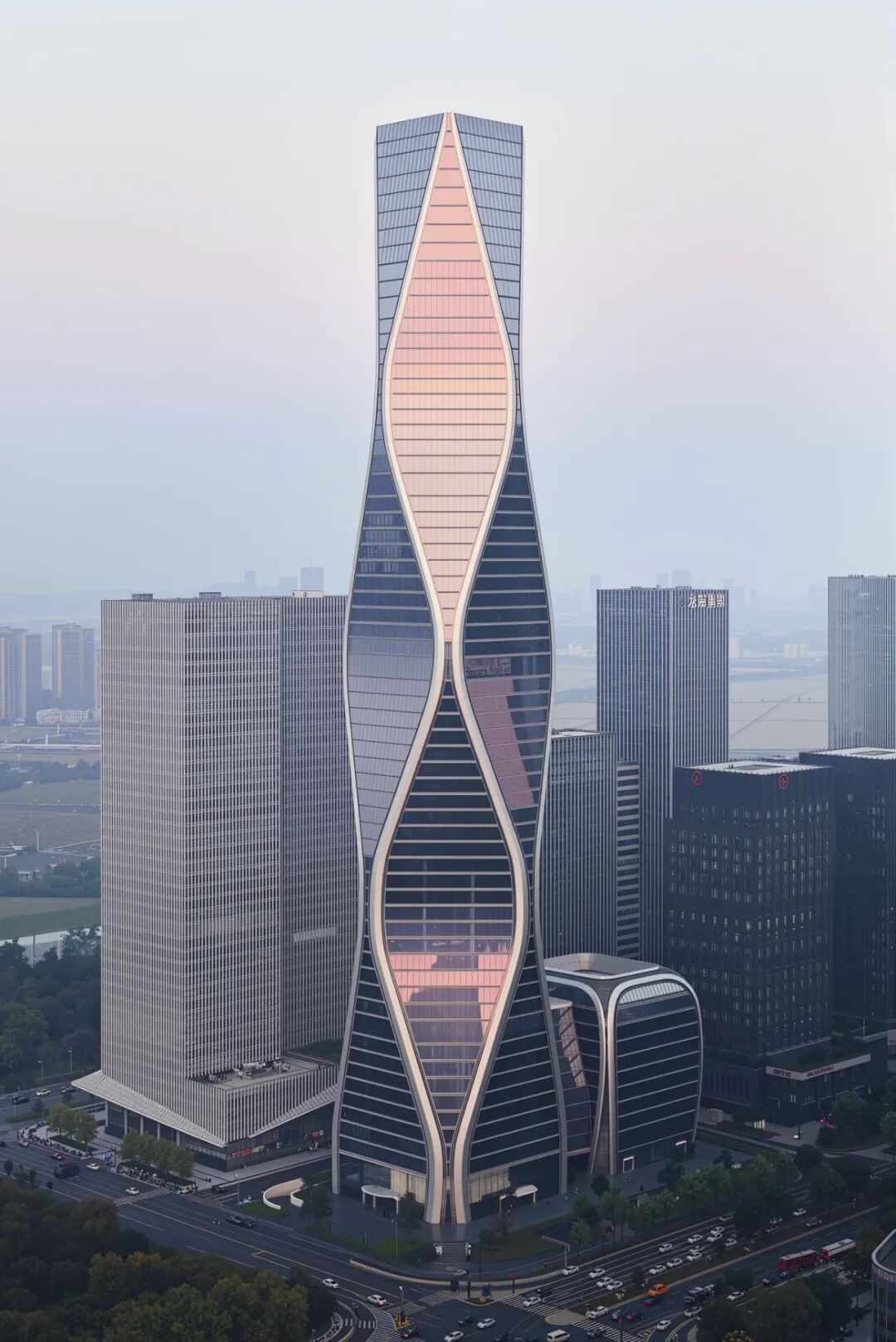 SOM Project: Hangzhou Wangchao Center
