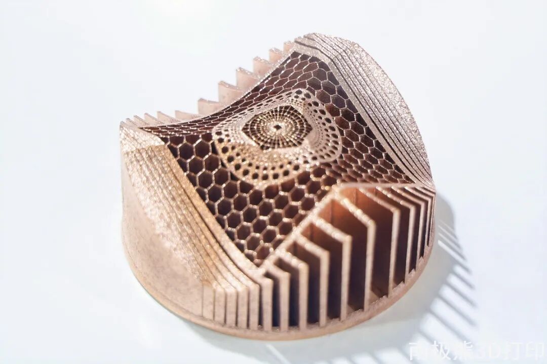 Dazhu Juwei Showcases Multi-Laser and Green Light Metal 3D Printing Equipment, Focusing on Cost-Effectiveness, Intelligence, and Reliability