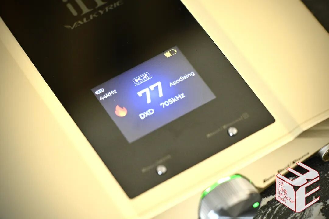 Strange yet 'Unique': Portable High-Performance DAC/Headphone Amplifier iFi Valkyrie