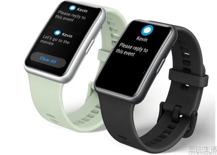 The Surge of Smart Bands: Will They Force Smartwatches into a Competitive Spiral?