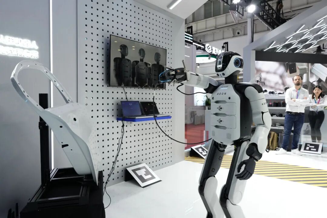 How Patents Will Change Your Life: Surgical Robots on the Operating Table and Household Robots on Duty