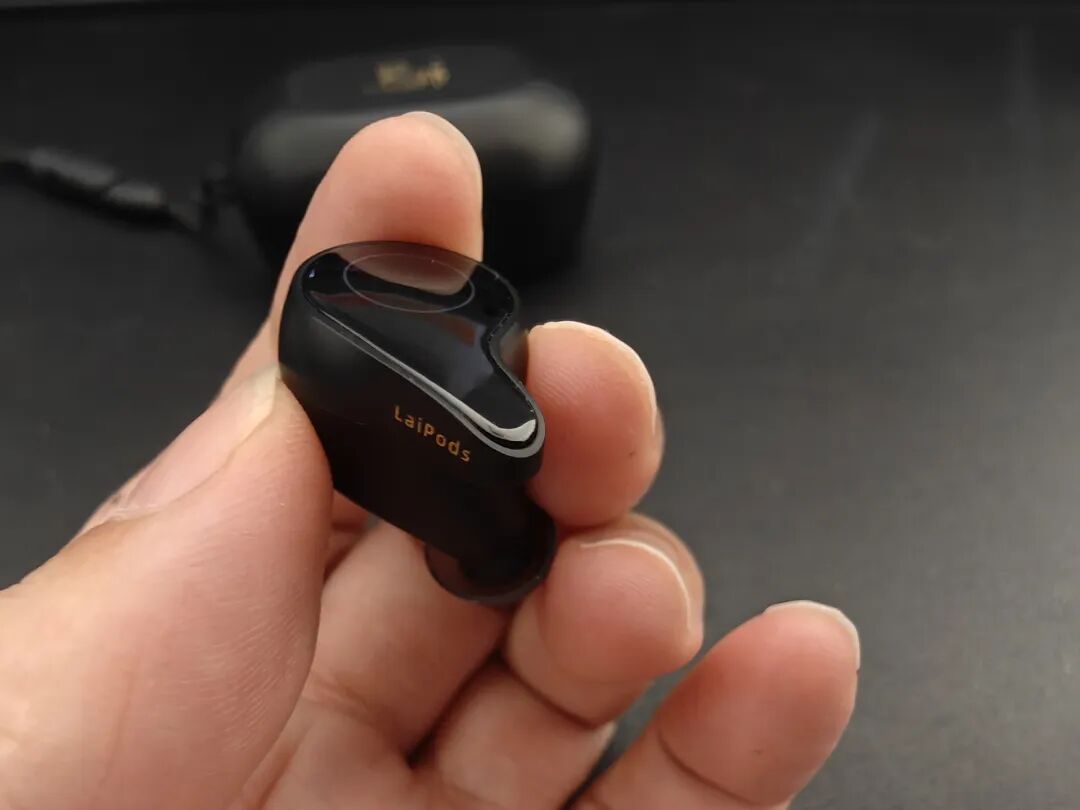 Top Bluetooth Headphones of 2025: Analyzing Sound Quality and Noise Cancellation, Trust These 5 Highly Rated Products