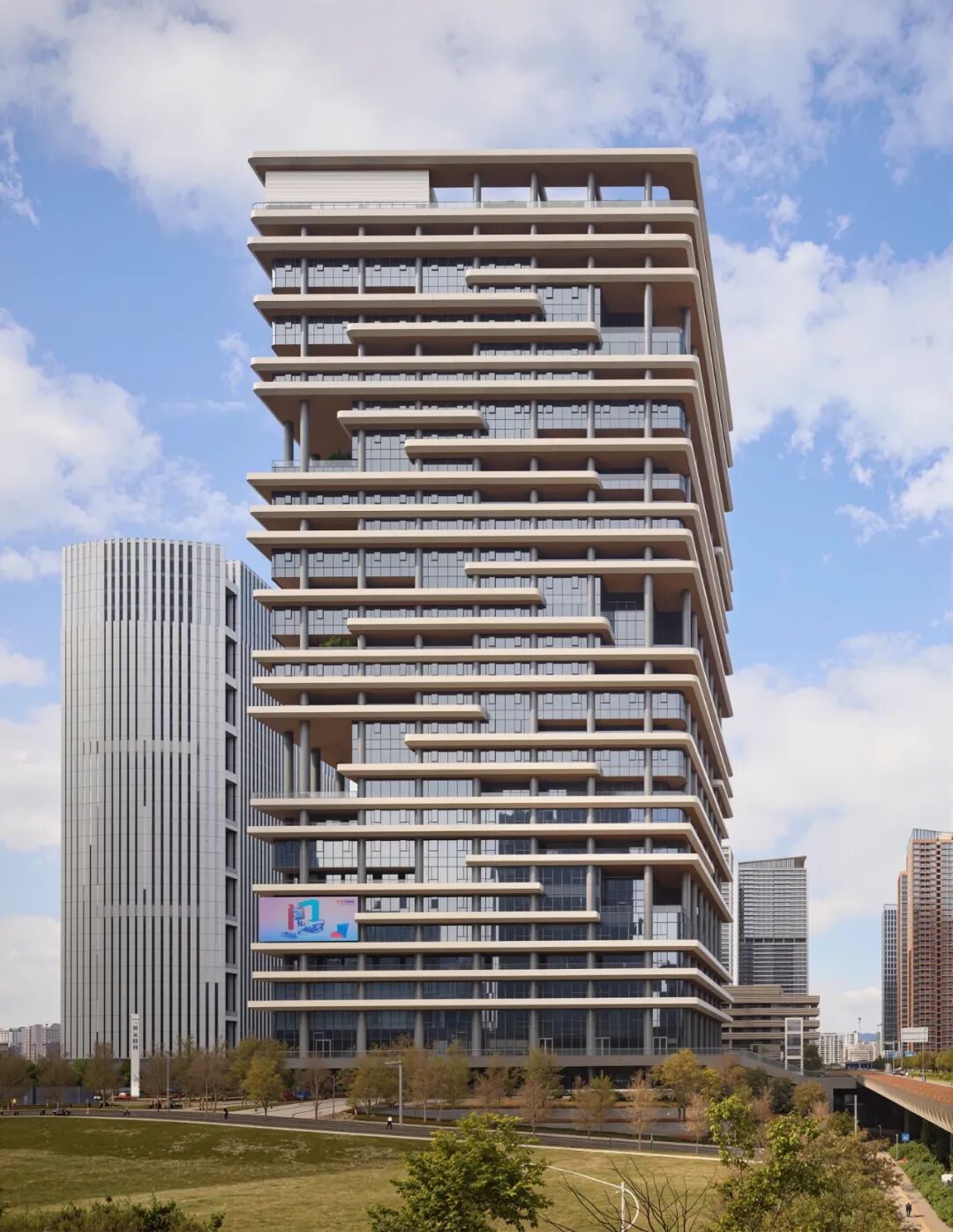 SOM Project: Headquarters of WeBank in Shenzhen