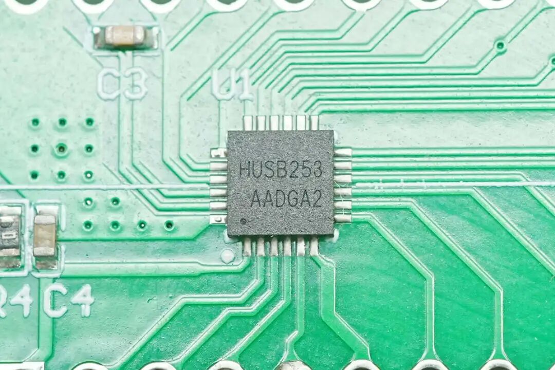 Nine Chip Companies Launch 31 AVS Fast Charging Protocol Chips for iPhone 17!