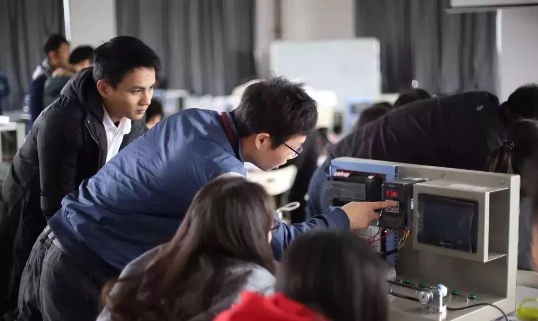 Practical Installation and Debugging of PLC Control Systems