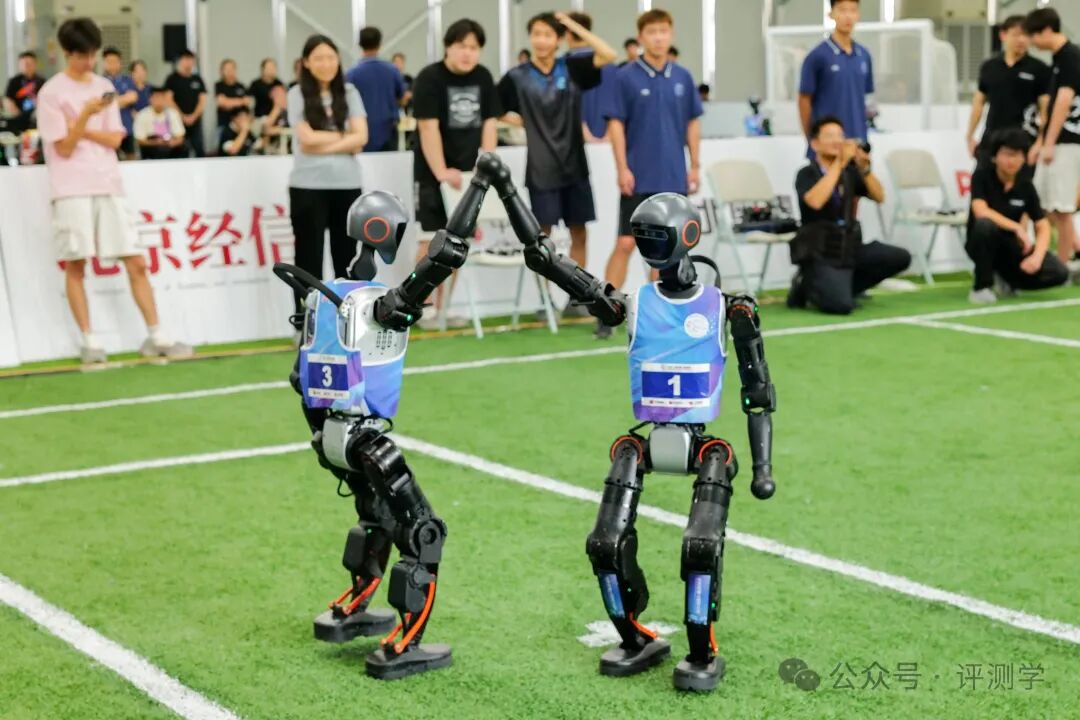 500 Robots Showcase AI Capabilities! We Need to Focus on How Education Empowers the Growth of Unique Individuals with Technology