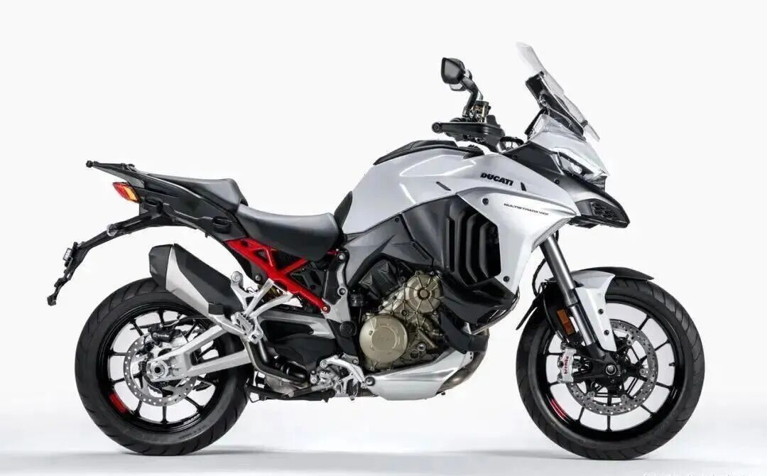 2022 Ducati Multistrada V4 S: Upgraded Electronic Suspension and Automatic Seat Height Adjustment
