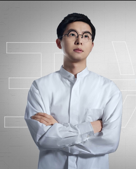 Wang Xingxing: The Journey from a 'Specialized Student' to a Global Robotics Leader