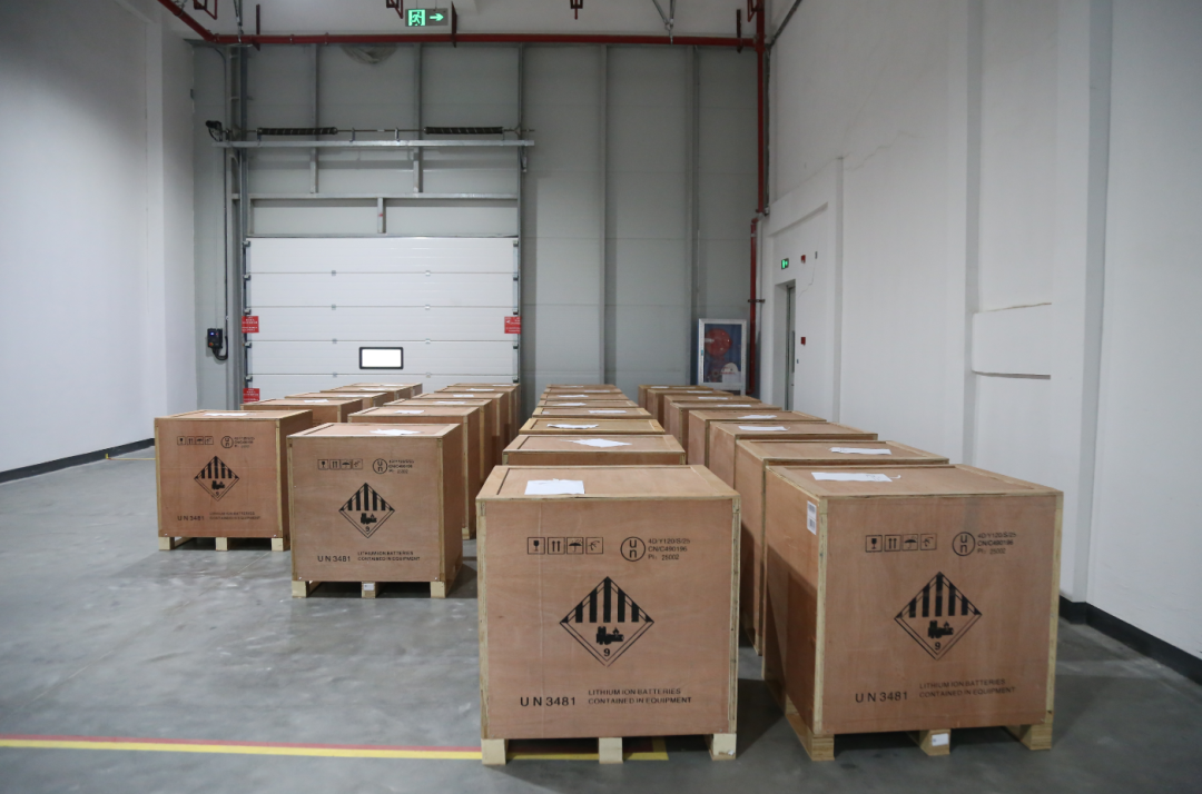 Yueyang Intelligent Manufacturing Heads to Germany! The Hardcore Operations Behind 27 Robots' Lightning Clearance