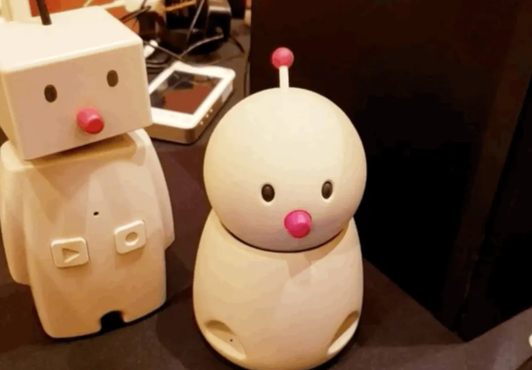 AI Desktop Robots: How Close Are We to Everyday Life with Over $1 Million in Sales in Just 5 Days?