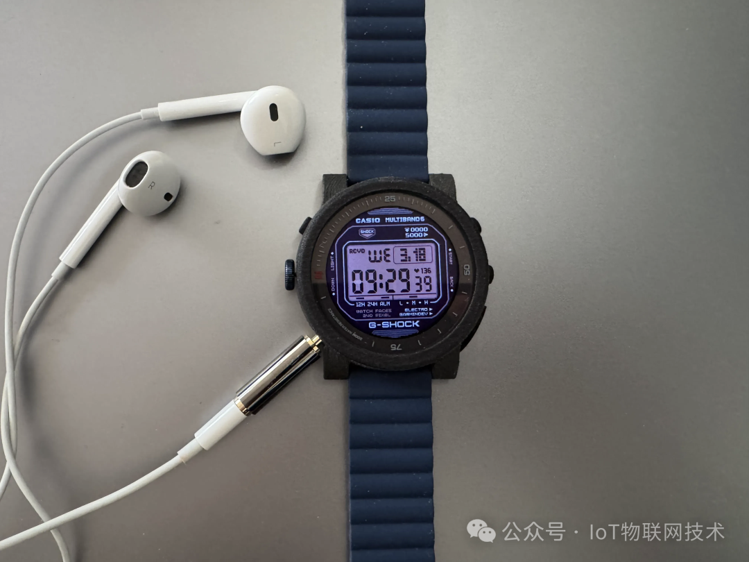 Affordable High-Performance AI Smartwatch: Custom Low-Power Design with ESP32 and Sharp 64-Color Reflective Display