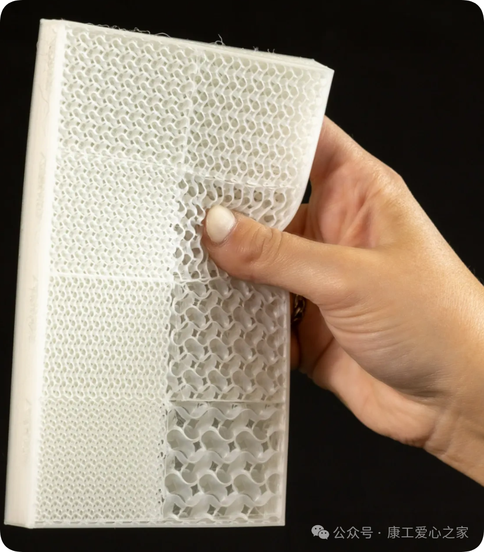 3D Printed Orthotic Insoles: Technology for Healthier Steps!