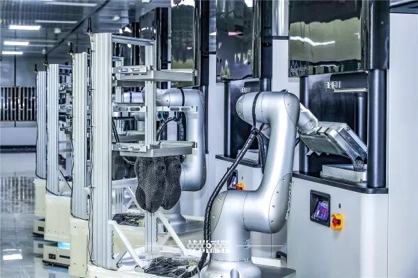 Why is the 3D Printing Industry in Luzhou Making Waves with 700 Pairs of Shoes Produced in Just 2 Hours?