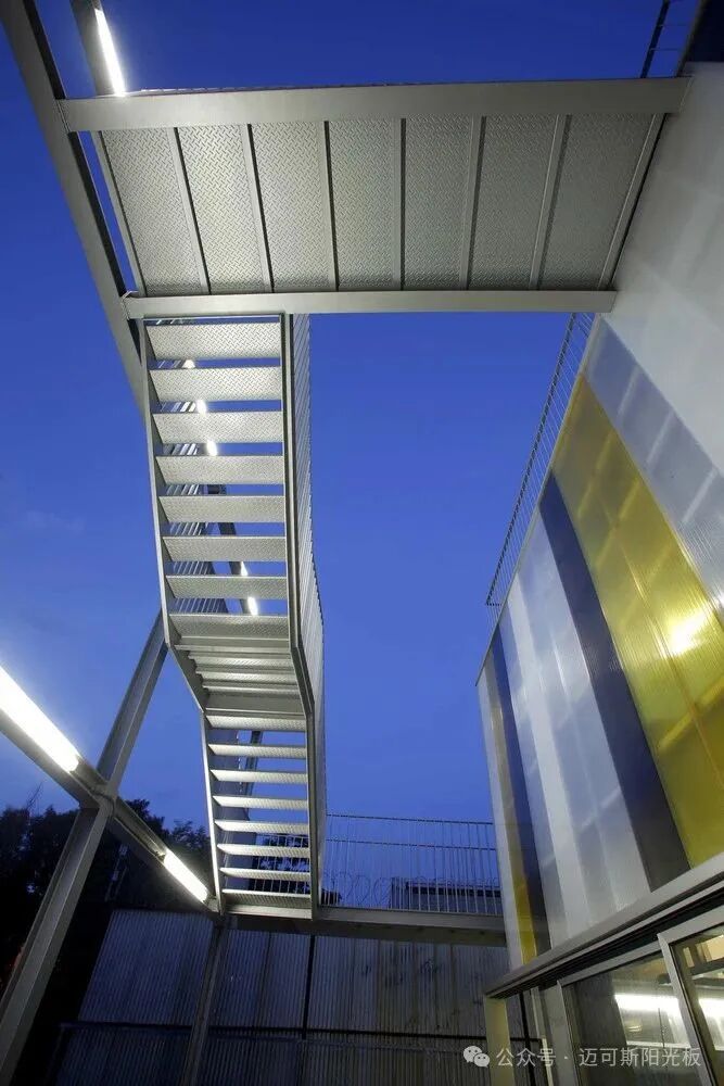 From Shoe Factory to Academic Hall: How PC Polycarbonate Panels Revitalize Old Industrial Buildings