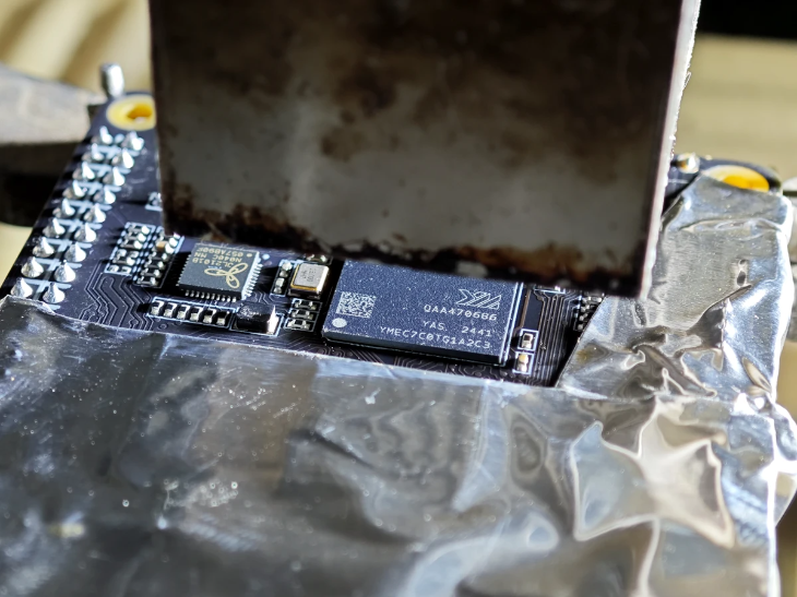 Low Power Yet Smooth: Compatibility Testing of Yangtze Memory Technologies EC150 with Allwinner H618