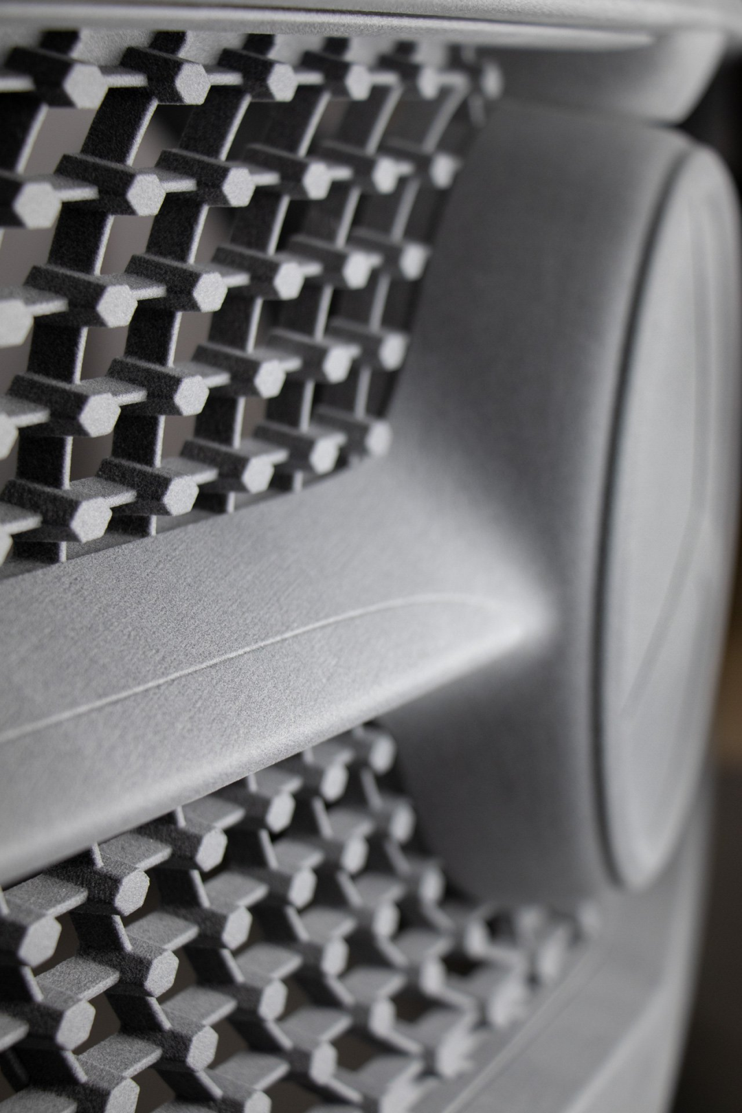3D Printing Insights: Voxeljet HSS Prints Mercedes-Benz Parts