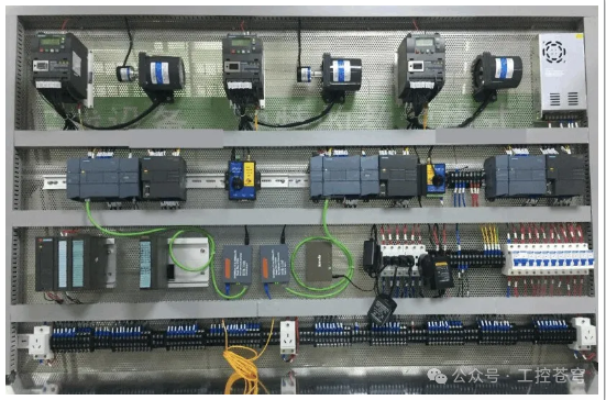 Standardized Design of PLC Alarm Programs: A Three-Stage Implementation from Light Control Logic to Fault Handling!