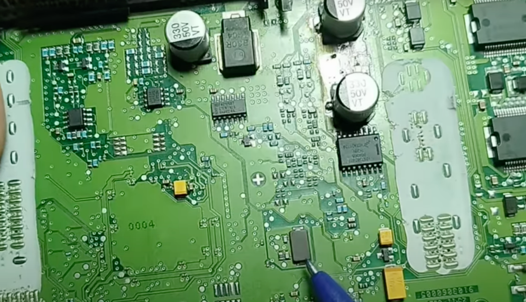 Dissecting the ECU of Kia and Hyundai: Understanding the Function of Each Chip