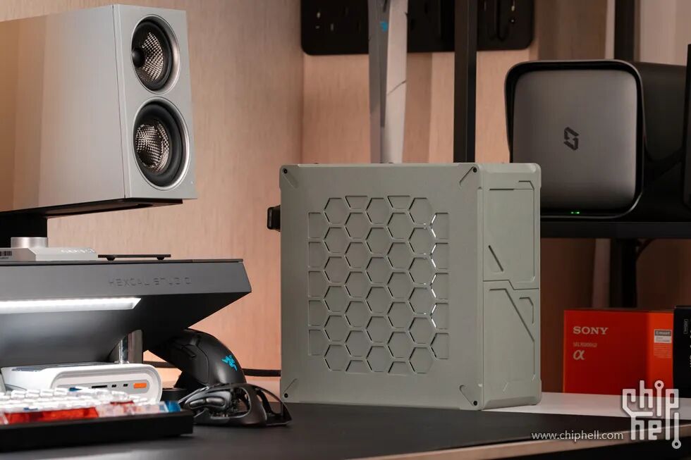 Industrial Aesthetics of the Computer