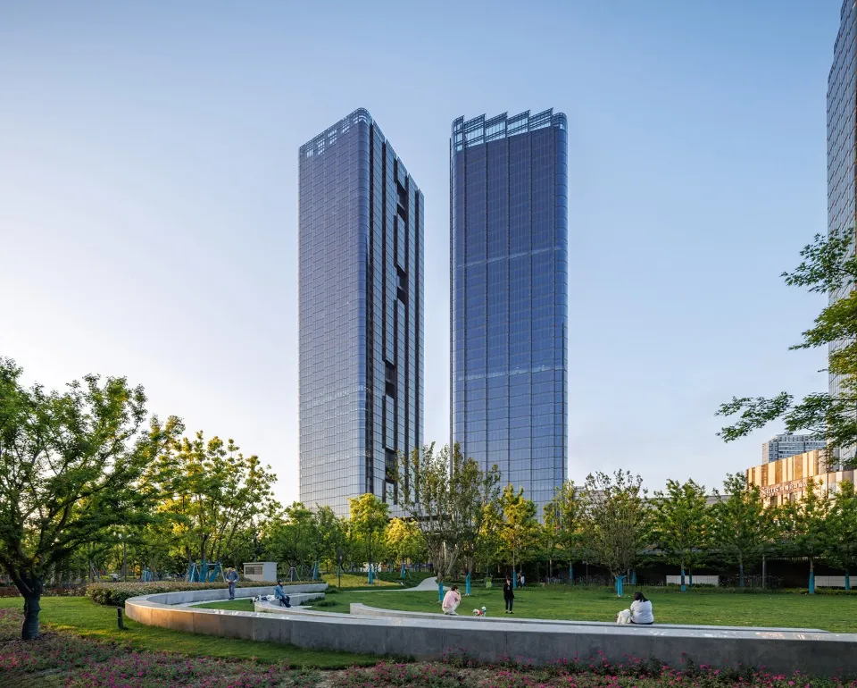 Zhenru Zhonghai Center Complex in Shanghai | SOM