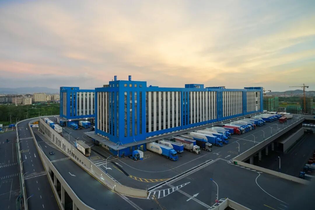 Smart Logistics: Application Case Analysis of Wireless Control System for Express Narrow-Band Sorting Machine PLC Master-Slave Station