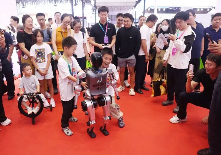 Robots Engage in 'Combat' and Make Tanghulu