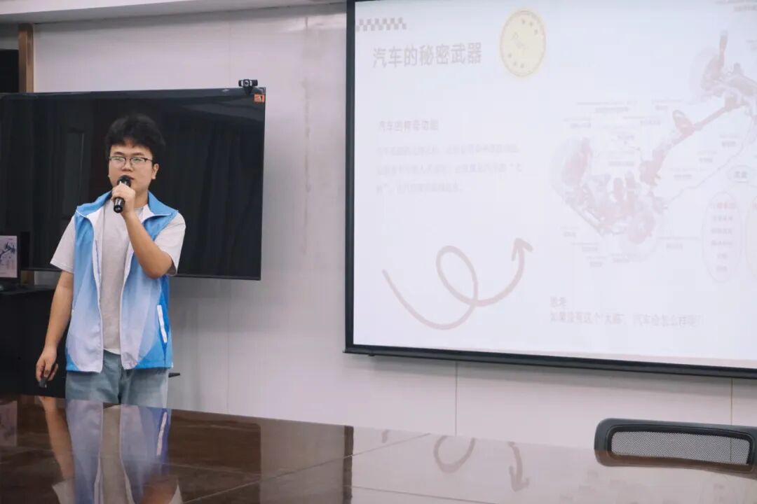 Engaging Automotive Education: Bringing Automotive Knowledge to the Community